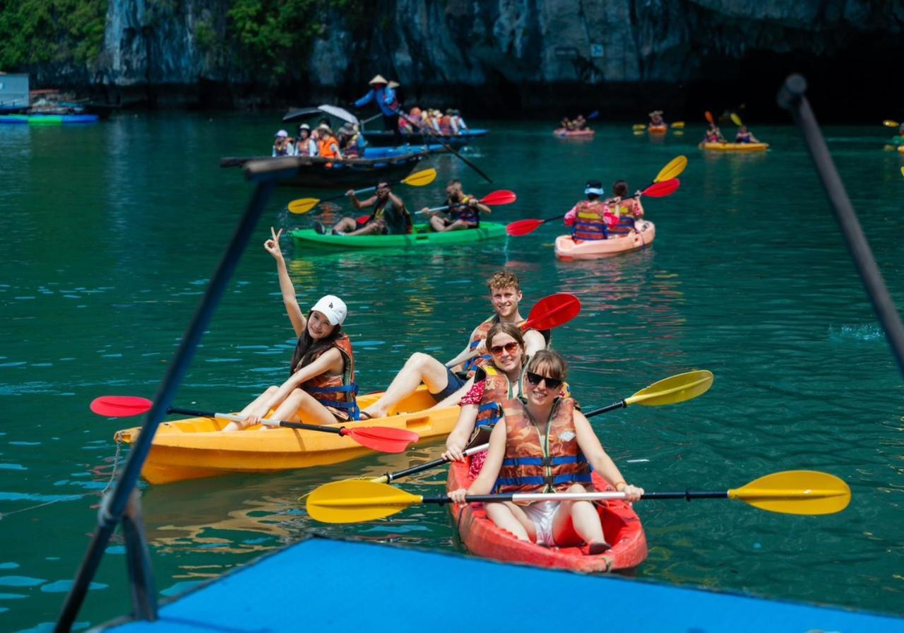 Aquamarine Premium Cruise Ha Long Exterior foto